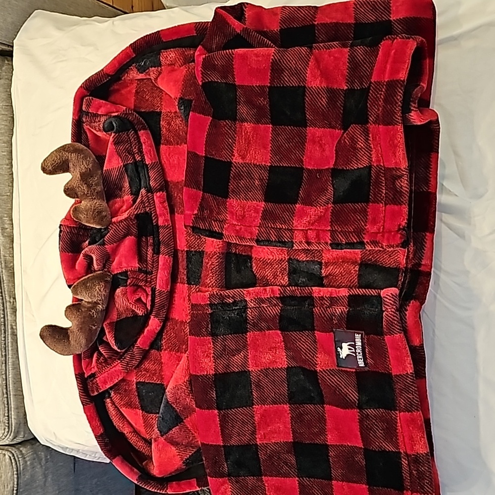 Ambercombie & Fitch Kids Hooded Blanket